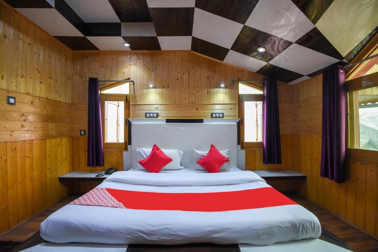 Oyo Hotel New Divine Kashmir Durgjan エクステリア 写真