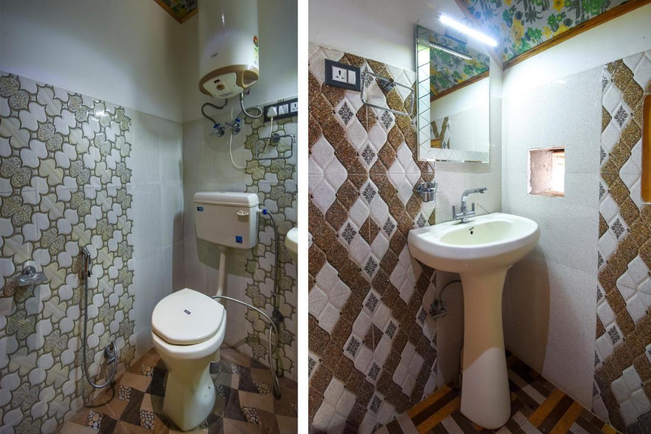 Oyo Hotel New Divine Kashmir Durgjan 部屋 写真